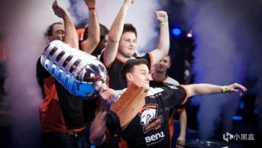 经纪人之间 经纪人之间