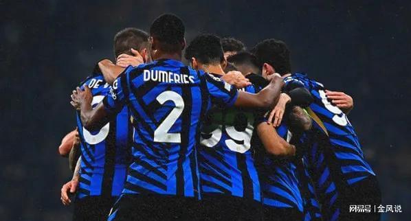 目前湖人由 目前湖人由